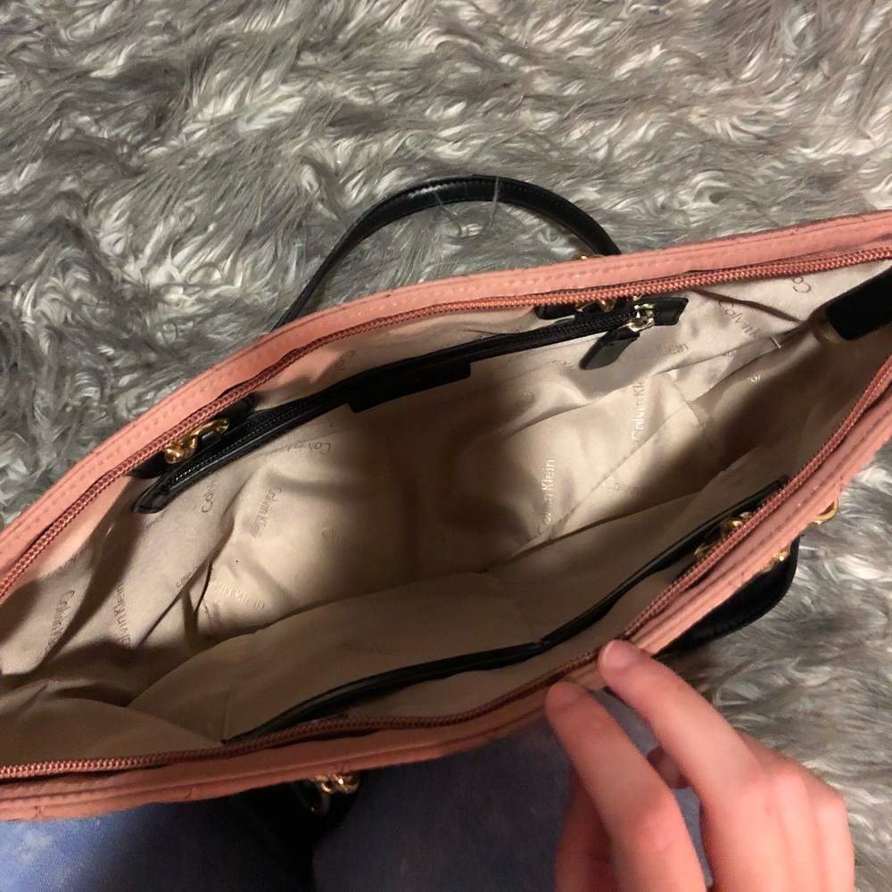Purse - Picture 2 of 2